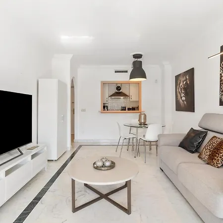 דירה Marina Banus Iv